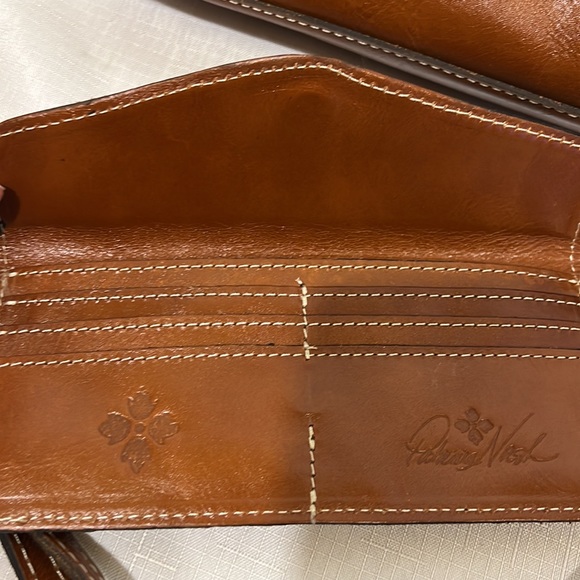 Leather Crossbody Shoulder Purse and Card/Cash Holder 10x6x2 - Picture 4 of 7